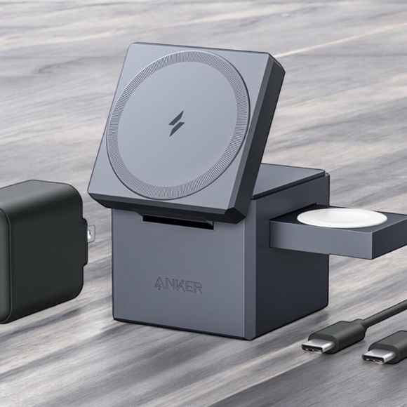 美品】Anker 3-in-1 Cube with MagSafe